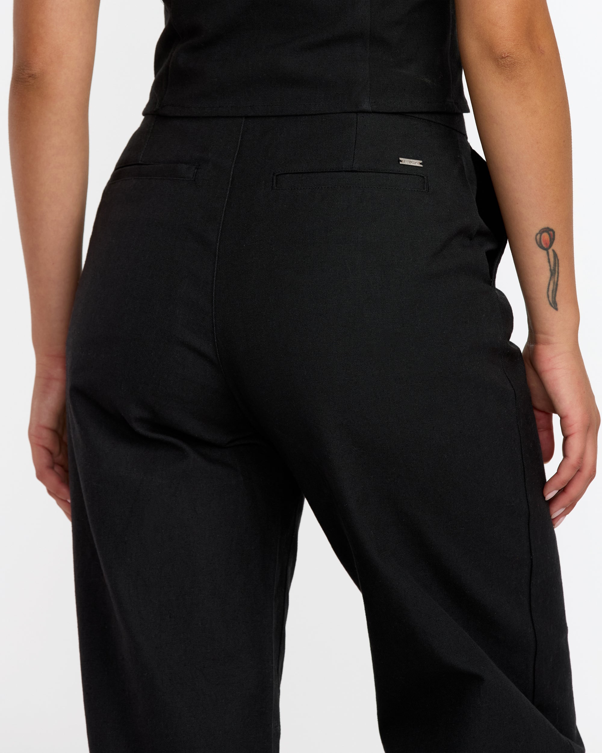 Bonnie Pant - Image 4