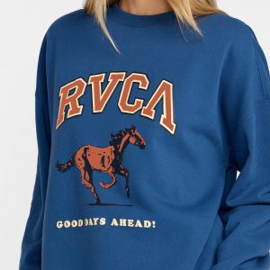 Neat Pullover