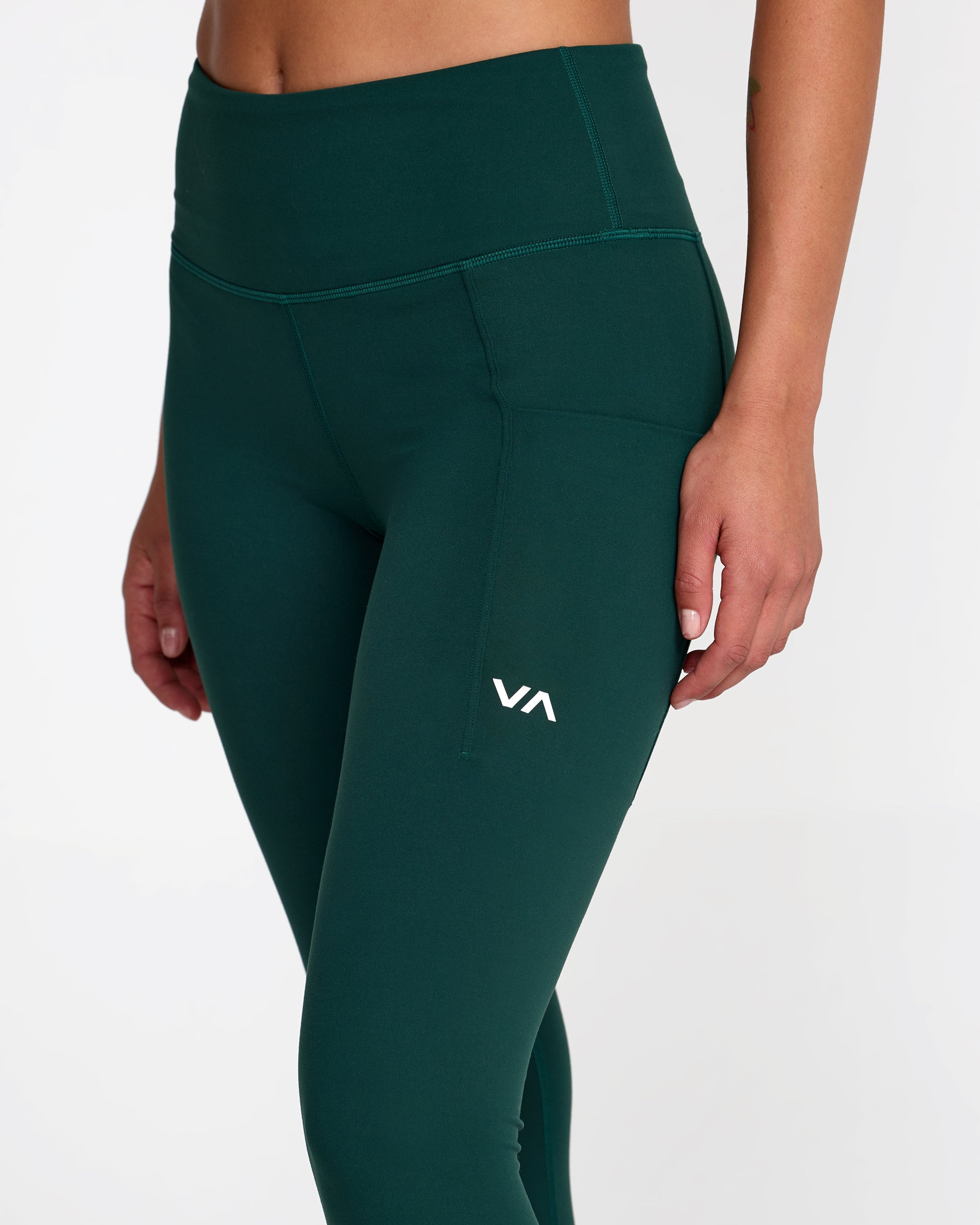 VA Essential Legging II - Image 6